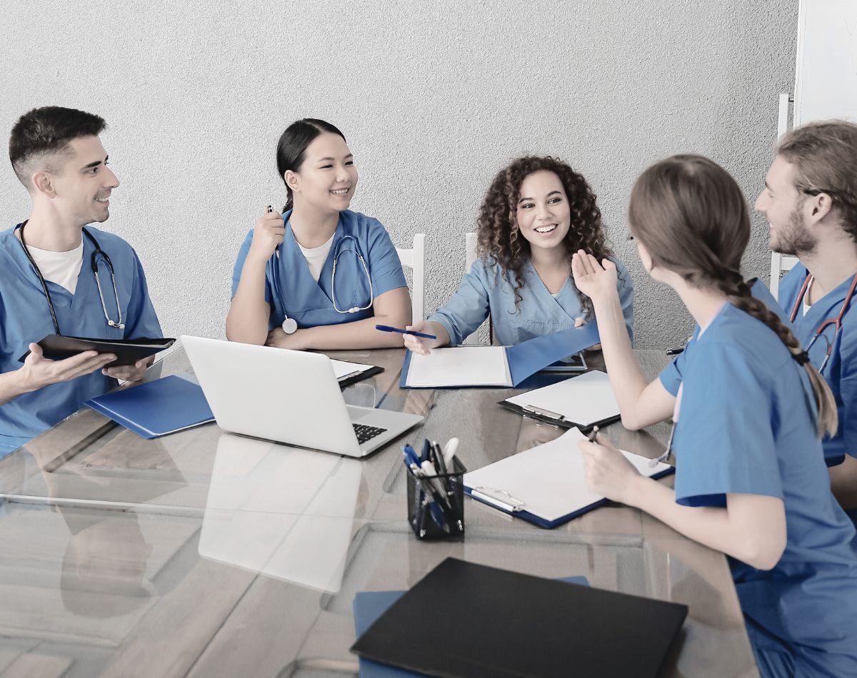 Médico Recém Formado e a contabilidade médica no apoio da carreira!