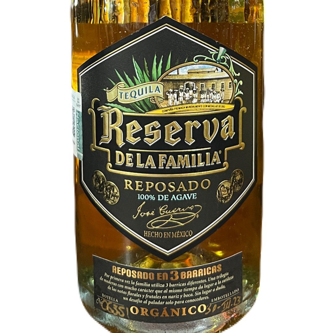 Tequila Reserva de la Familia Reposado 750ml
