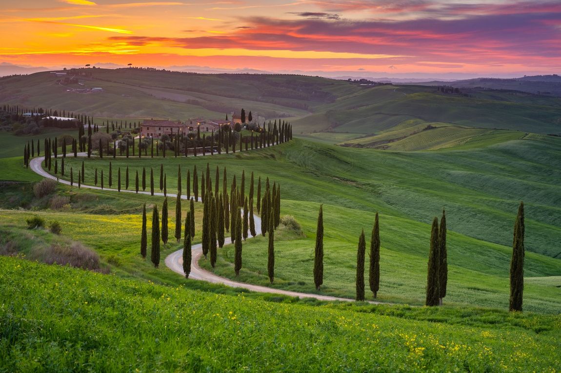Paesaggio di campagna con il servizio di cremazione a Desenzano del Garda