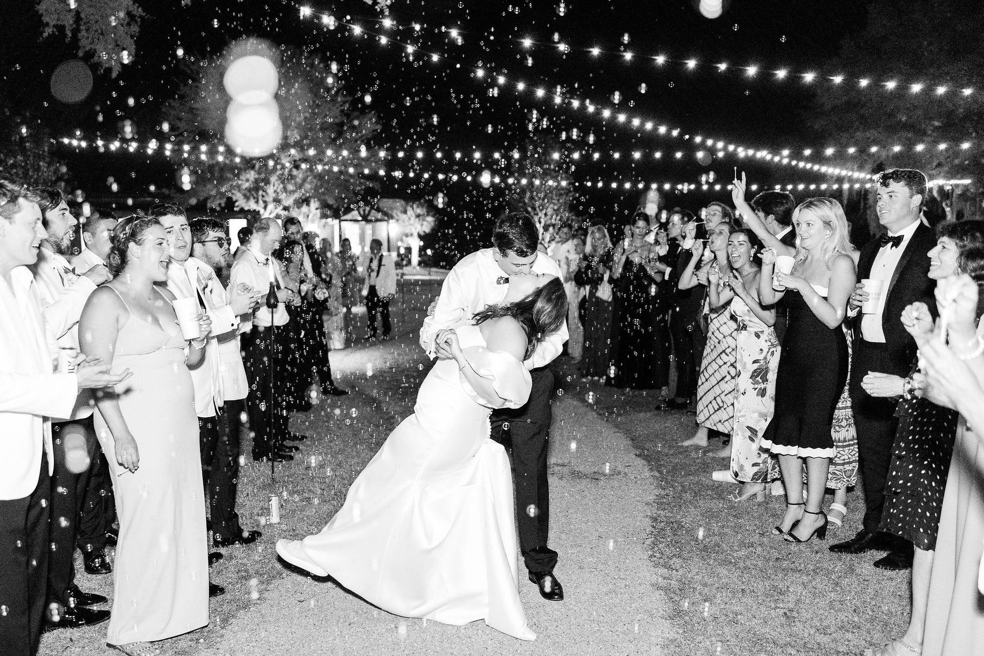 outside Oak Hall kiss