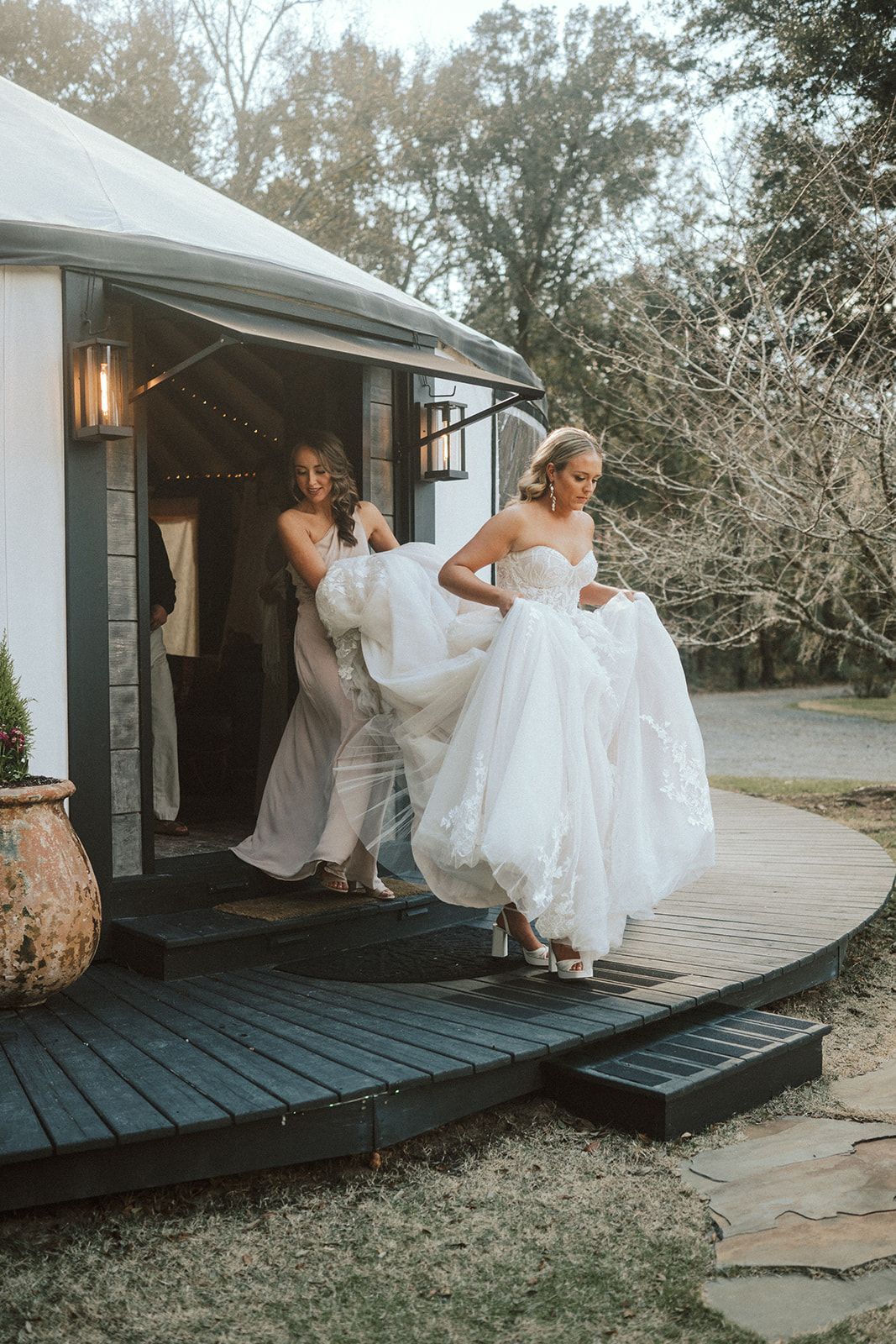 Hart Meadows Ranch Yurt outside