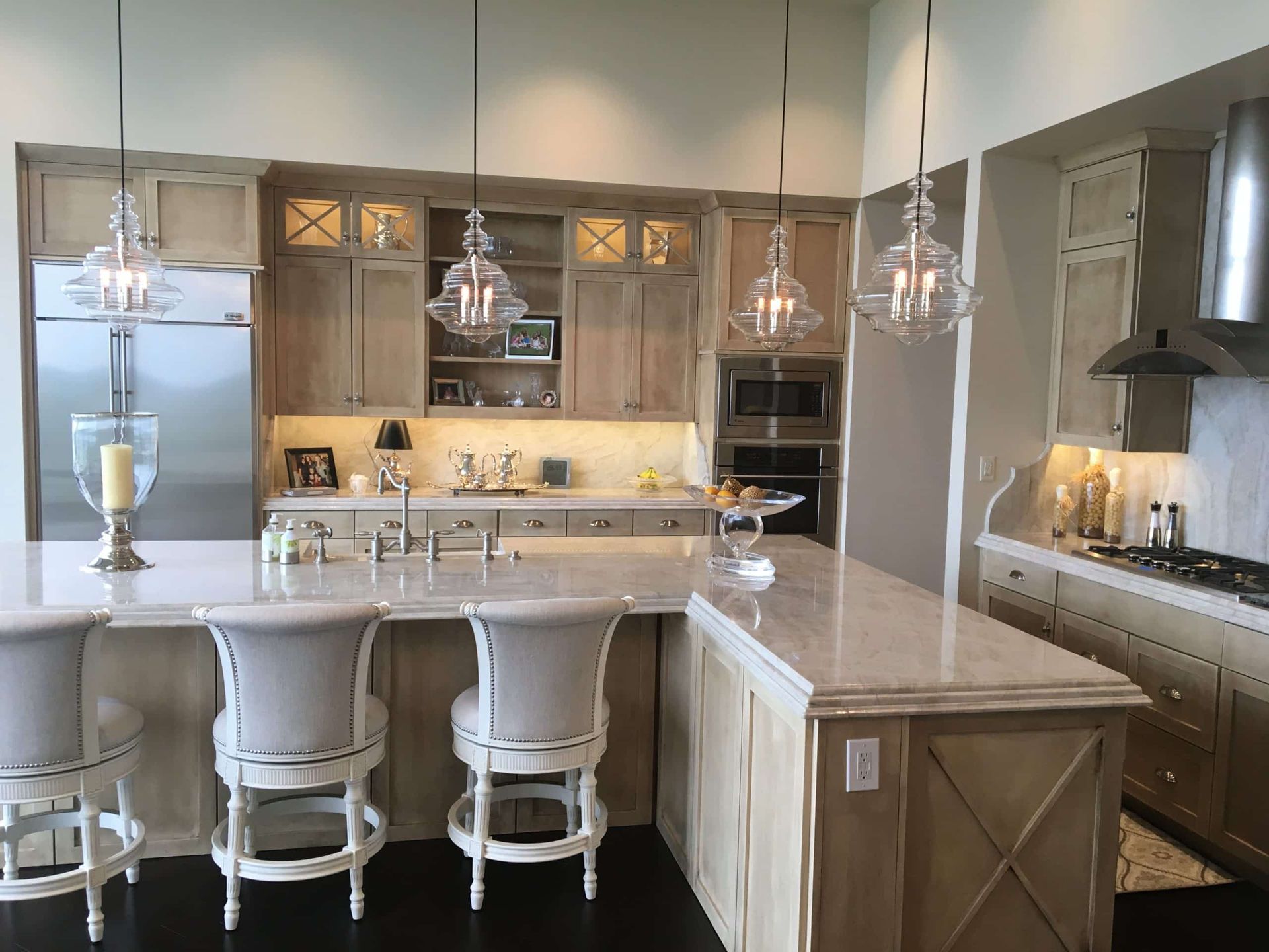 Penthouse Kitchen Before and After