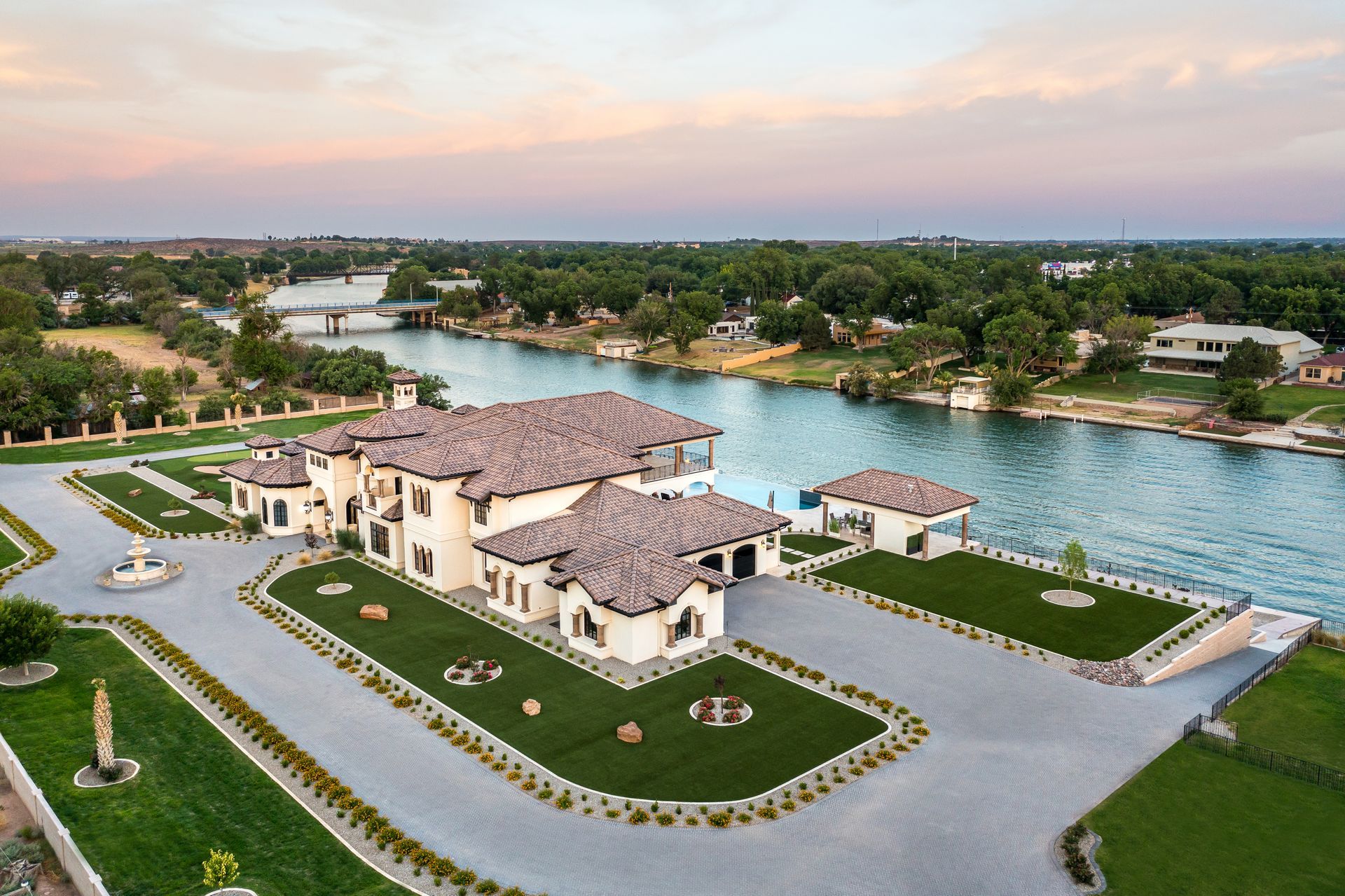 The Elora Estate