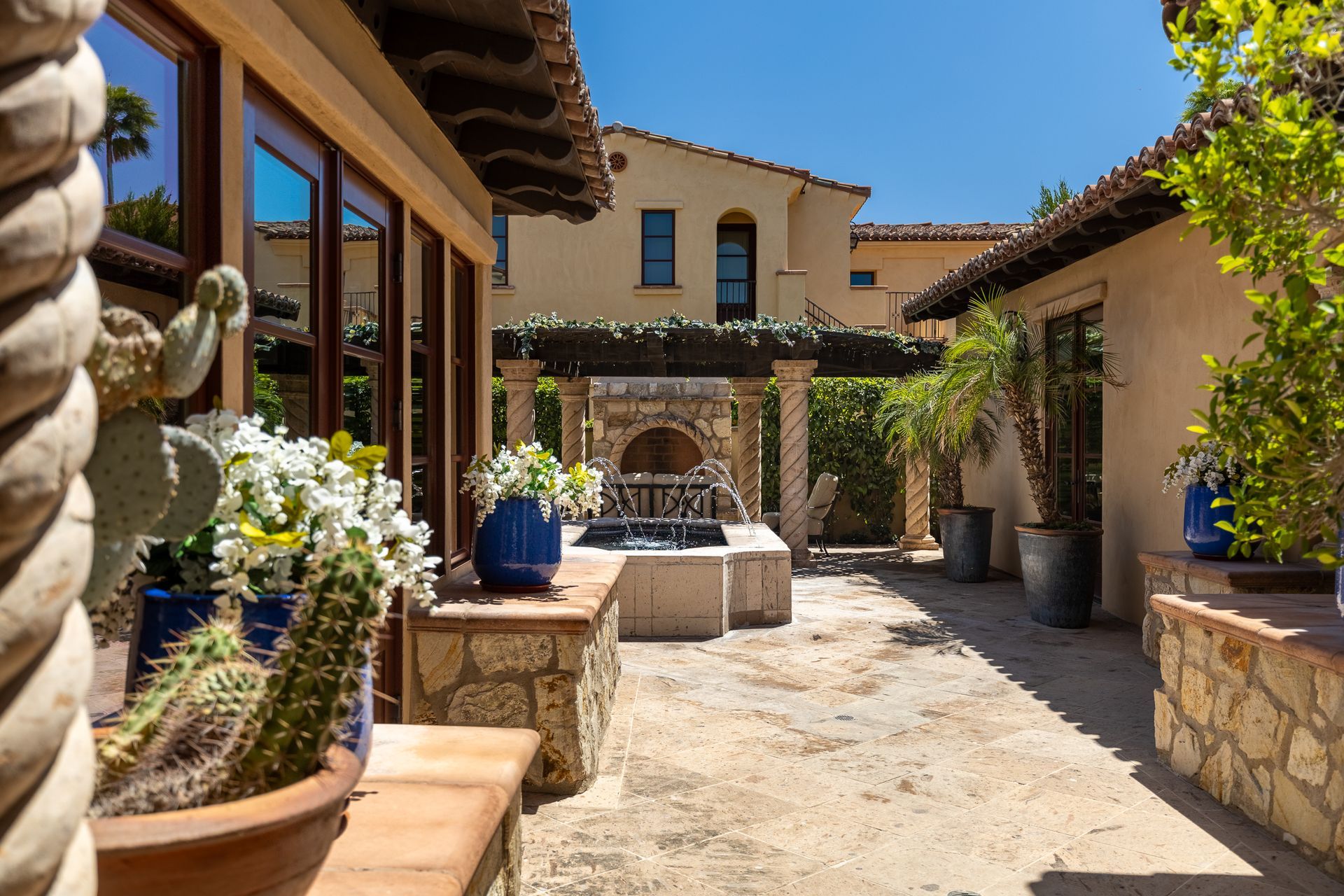 Valley Villa