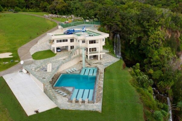 Custom Pool