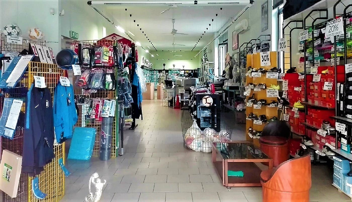 Benzoni Sport bottega storica di Melegnano Negozio di sport e premi