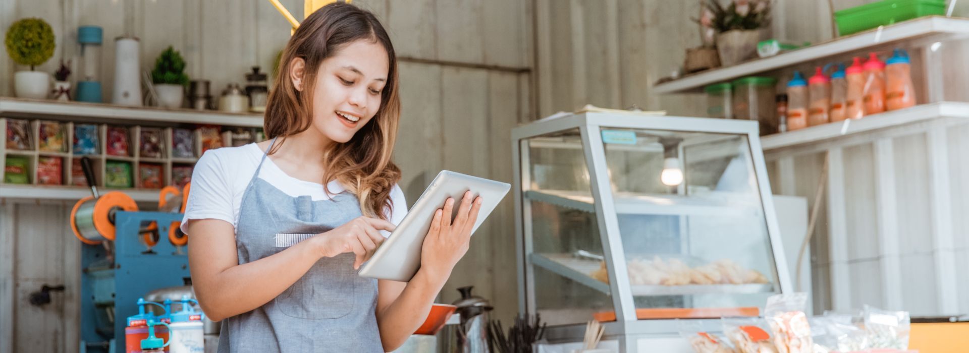 Know the difference between responding & reacting in marketing