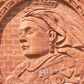 Bombay Sapphire Gin. Thomas Heatherwick Studio London. The brick Queen. Carved brickwork. Commission Art. Public art. Laverstoke Mill Gin.