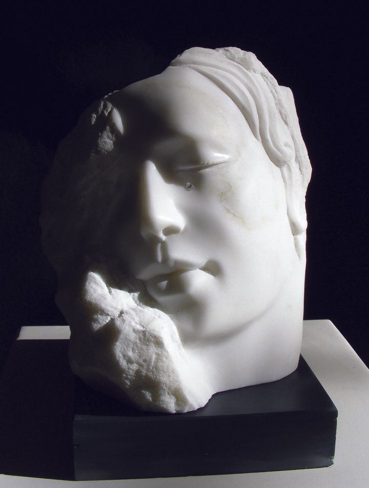 Marble sculpture by contemporary sculptor Ben Dearnley