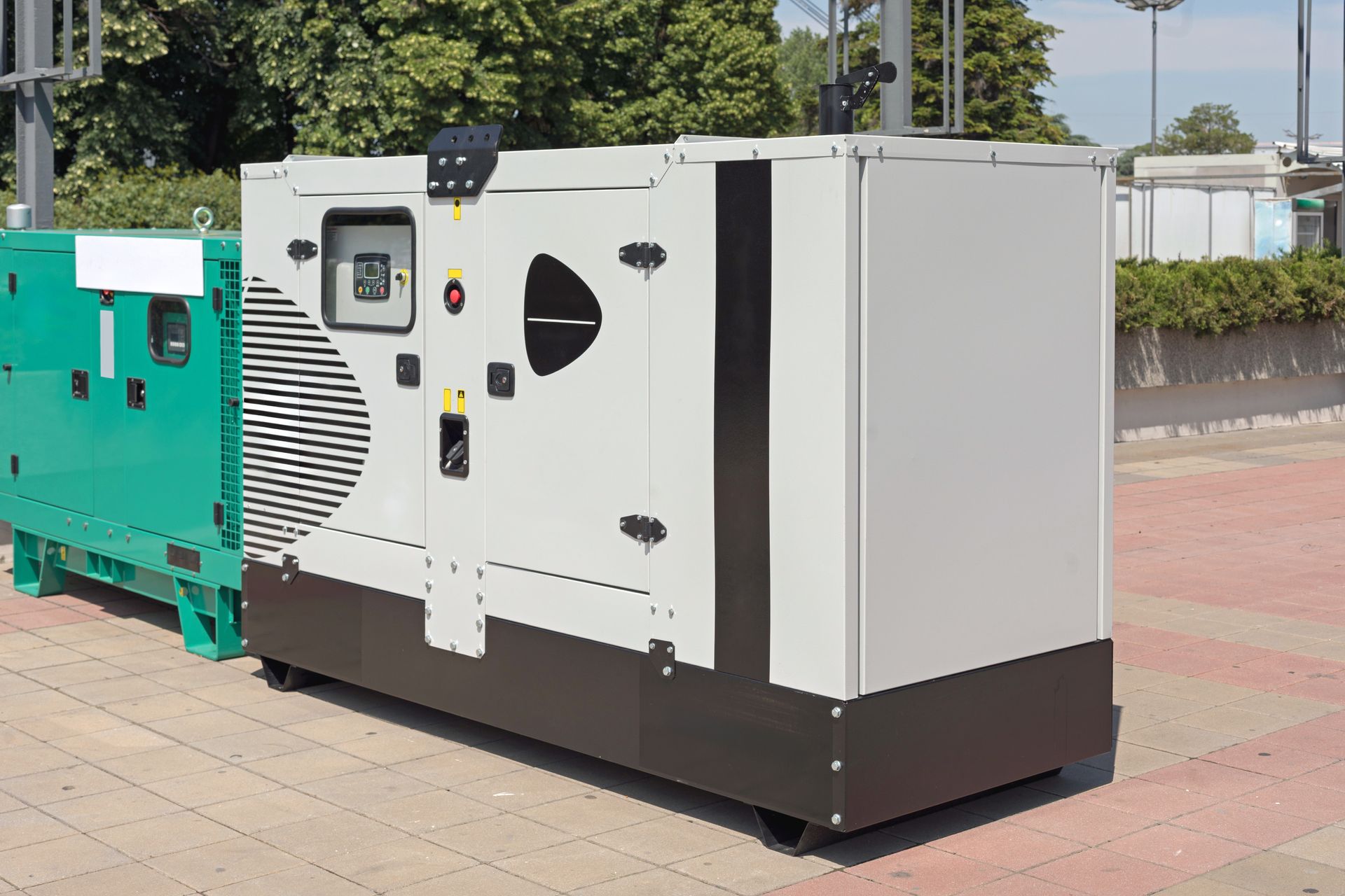 Mobile energy storage (battery hire)