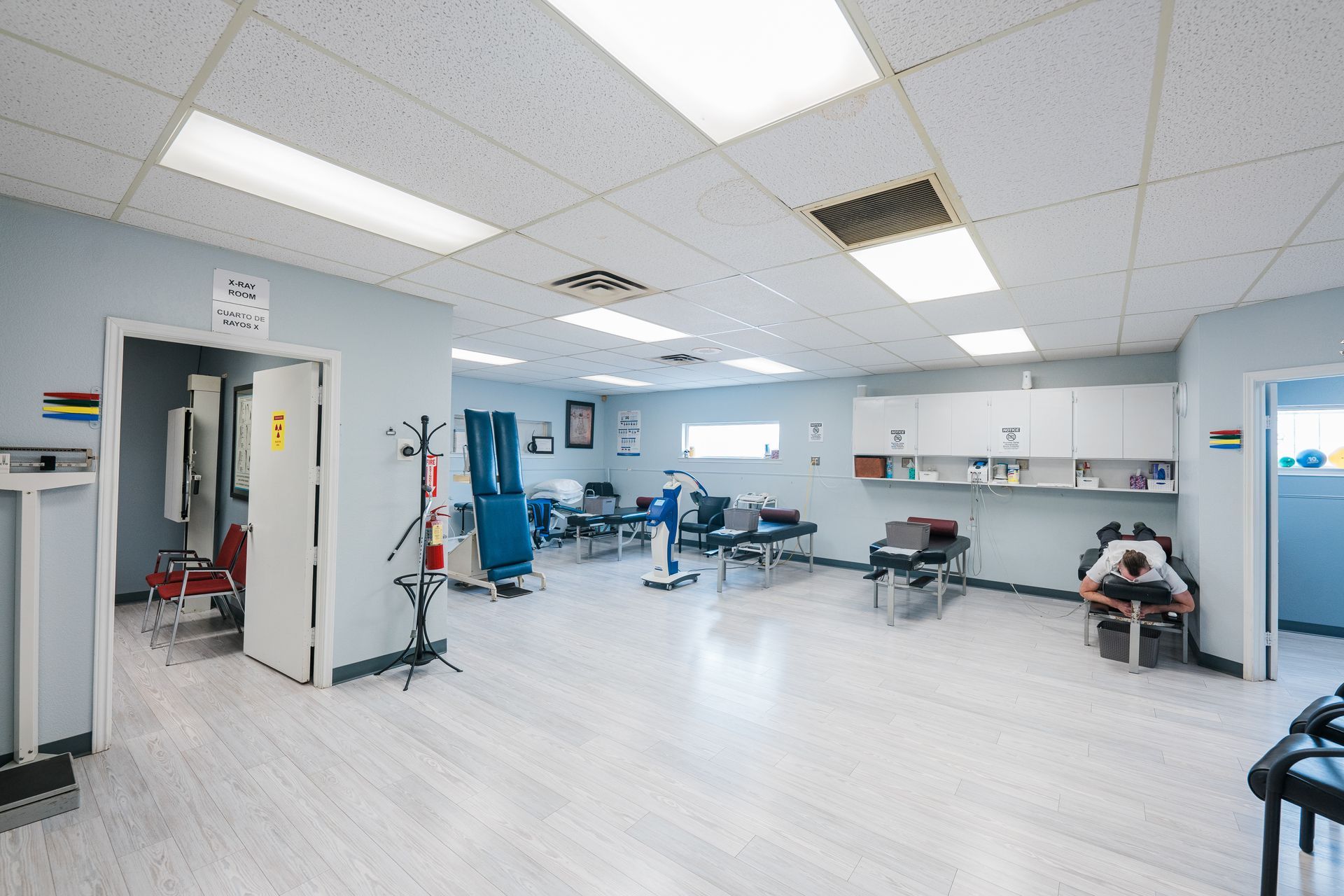 Chiropractic room