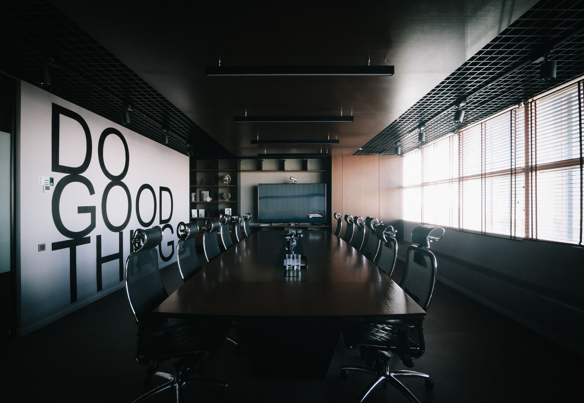 The Best Time to Schedule a Job Interview (According to Research)