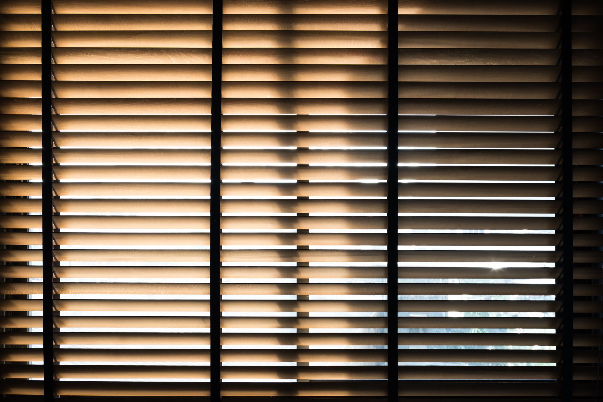 How To Keep Natural Wood Shades Clean