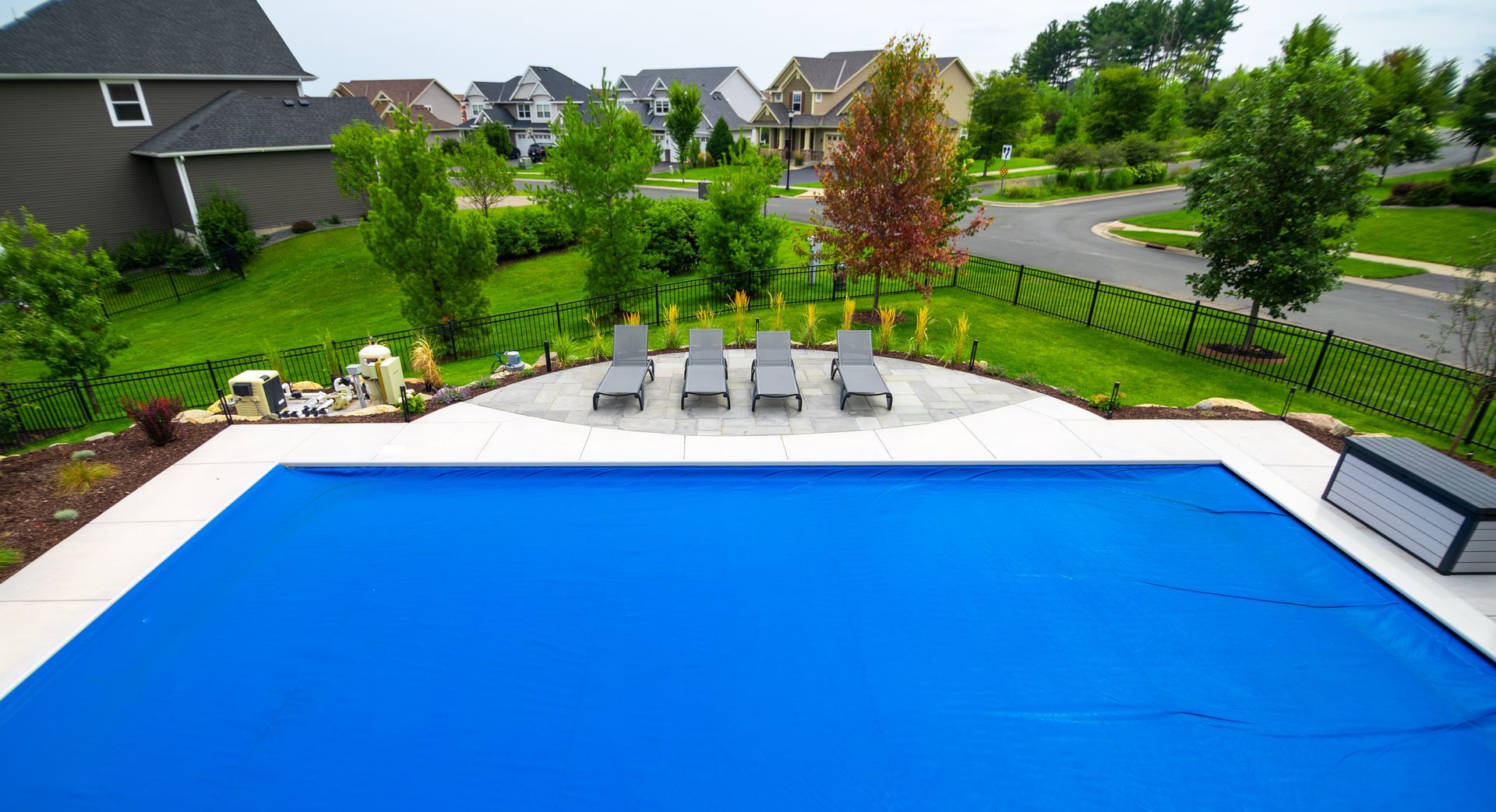 Luxury Backyard Pools Cottage Grove MN