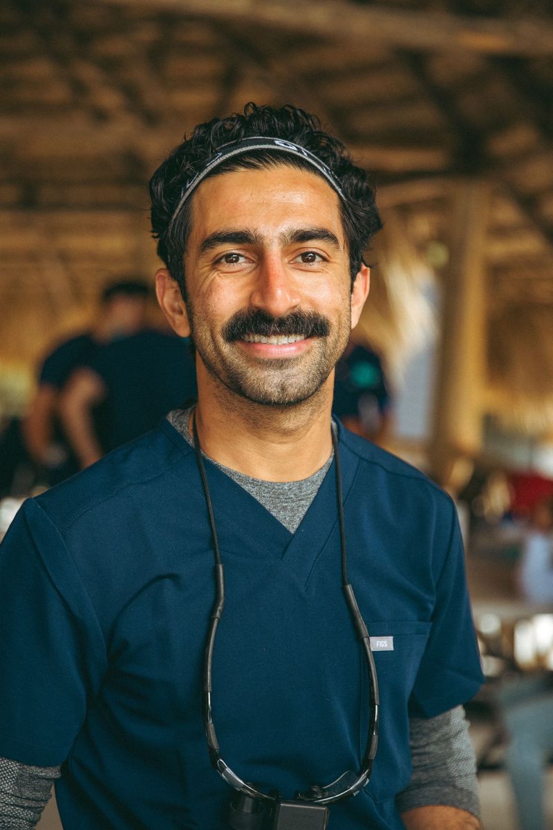 Retrato del Dr. Hamza Gaj