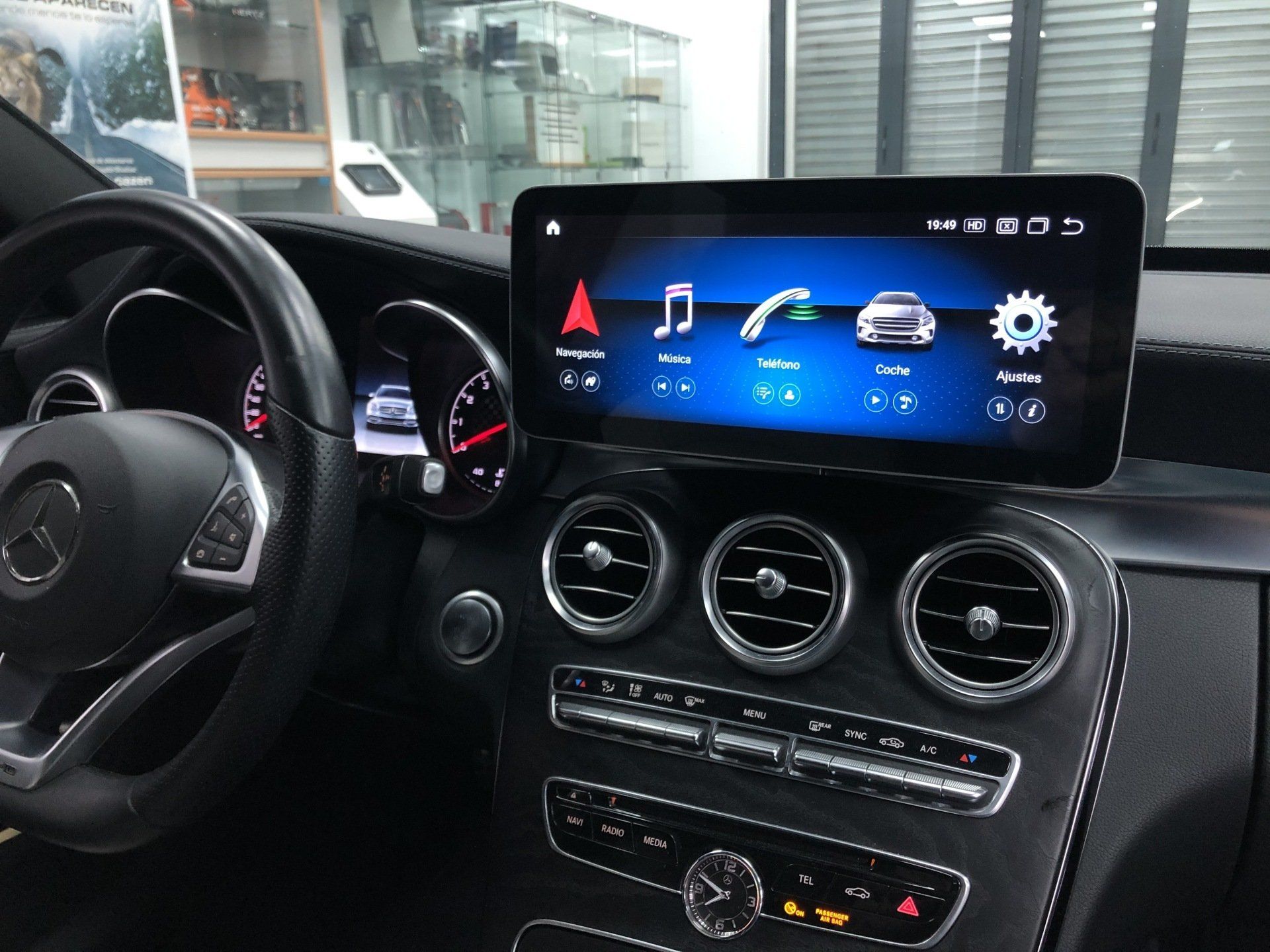 Pantalla android 12,30 Mercedes