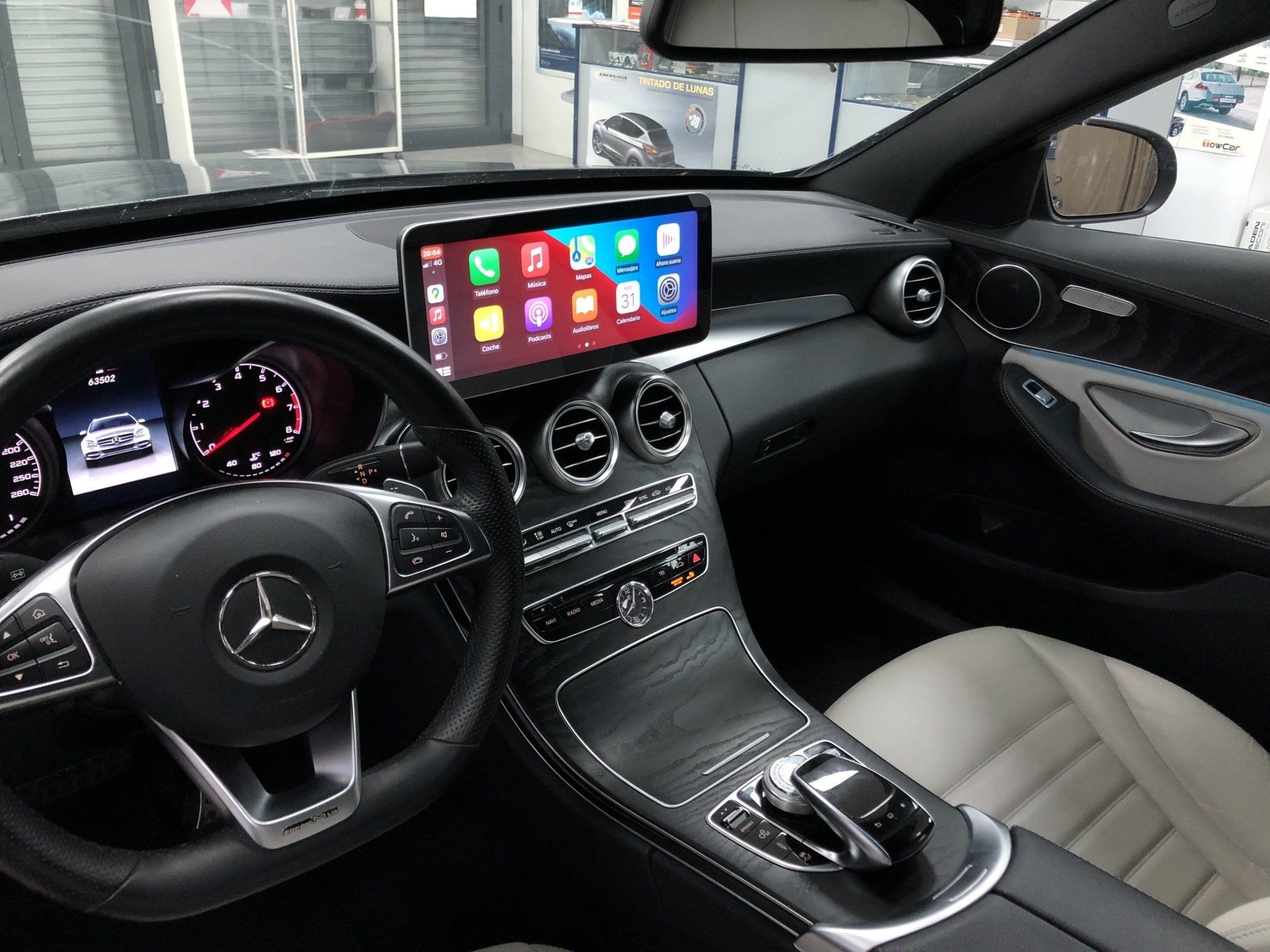 Pantalla android 12,30 Mercedes