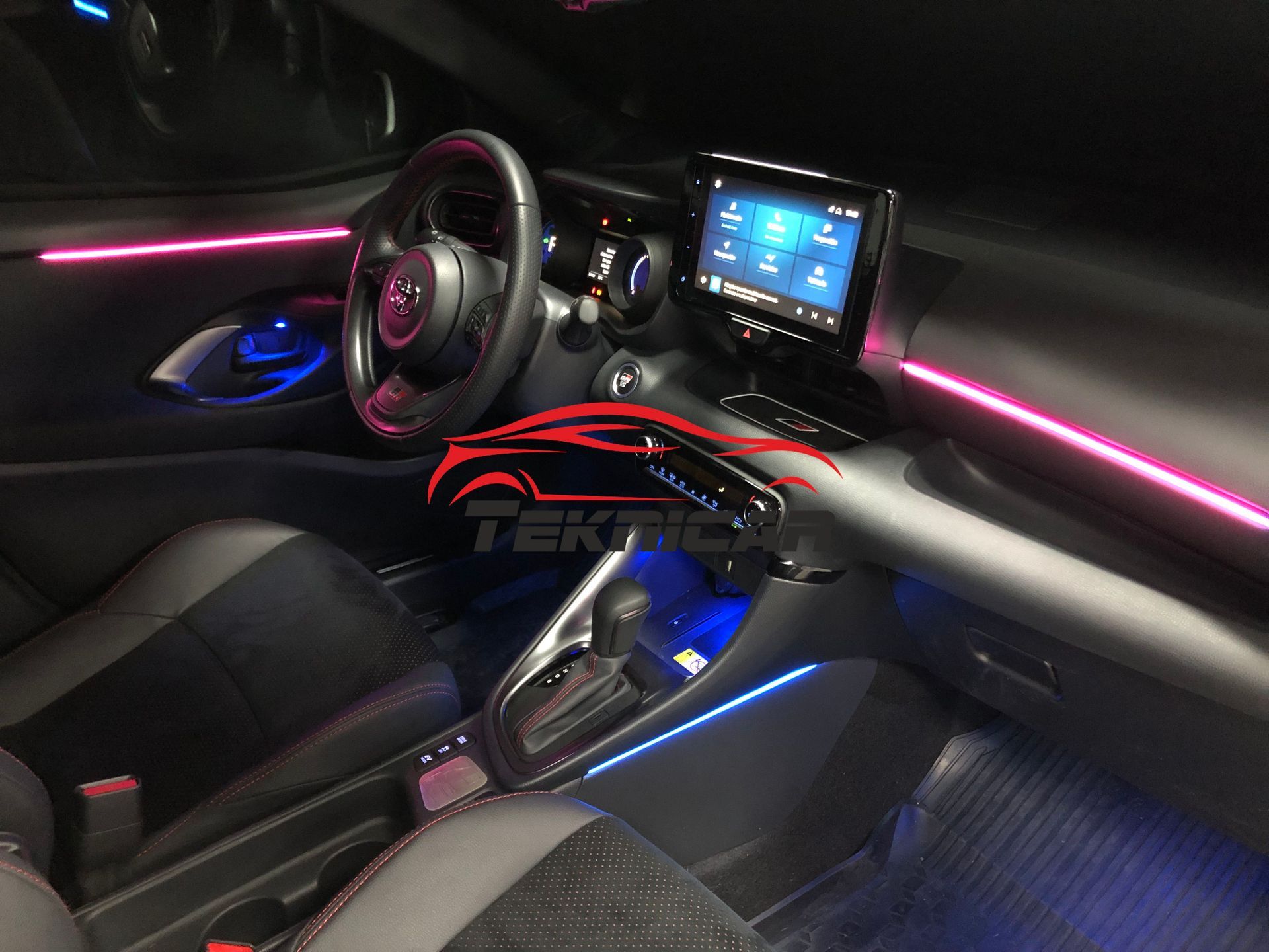 Iluminacion led ambiente Toyota Yaris