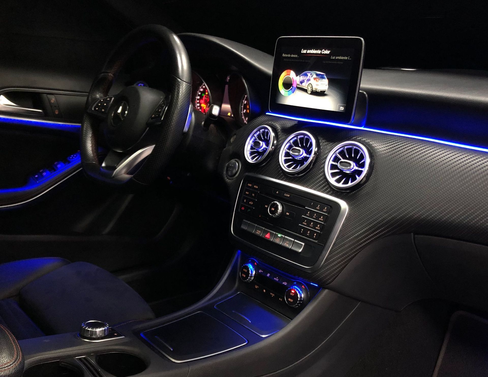 Iluminacion led ambiente Mercedes A, CLA y GLA