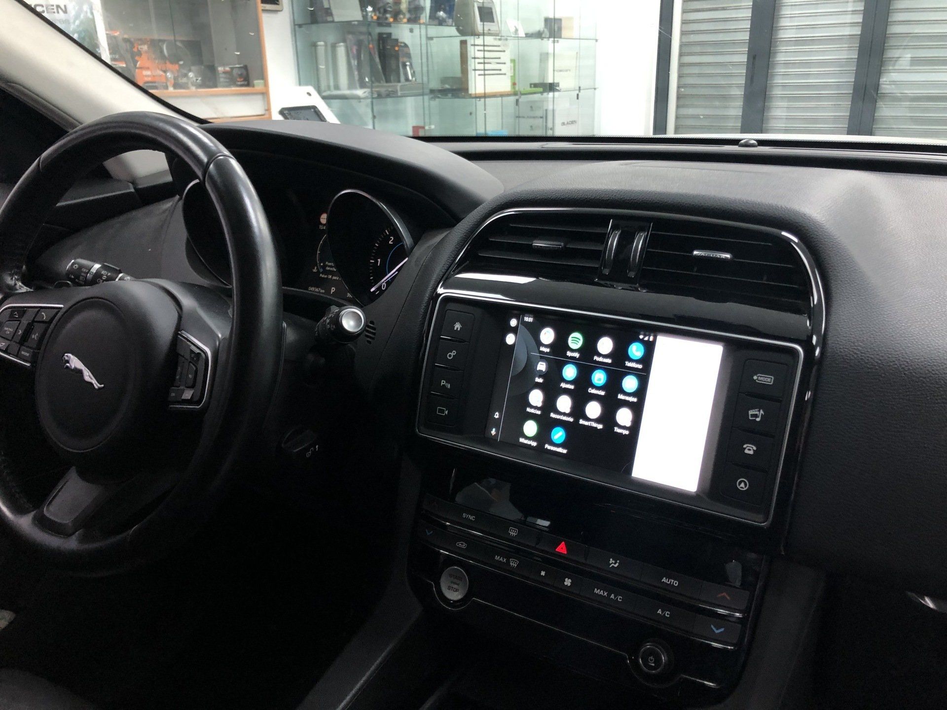Interface de Carplay - Android auto para Jaguar
