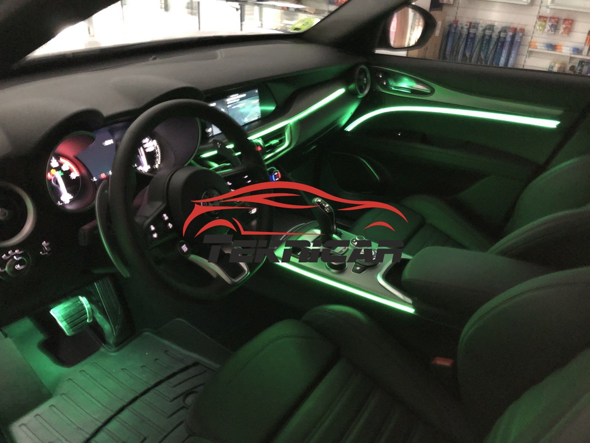 Iluminacion led ambiente Alfa Romeo Stelvio