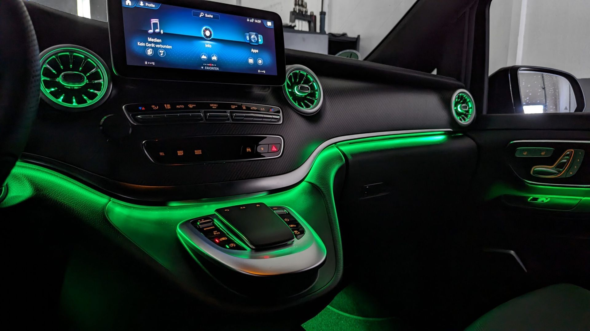 Iluminacion led ambiente Mercedes clase V