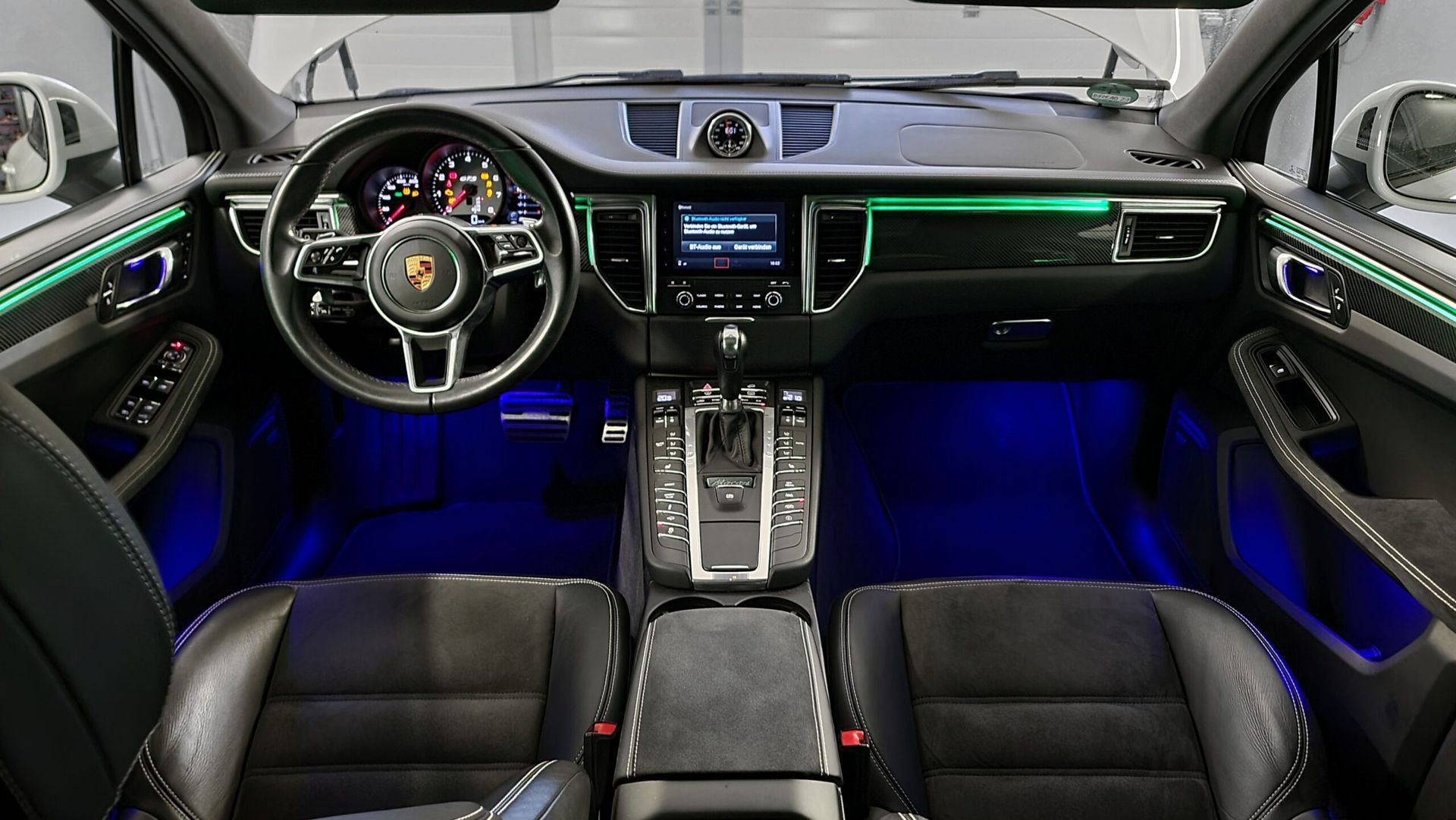 IlIluminacion led ambiente
Porsche Macan 2014