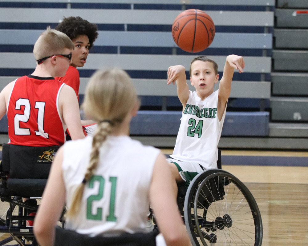 Cloverleaf wheelchair basketball team.
