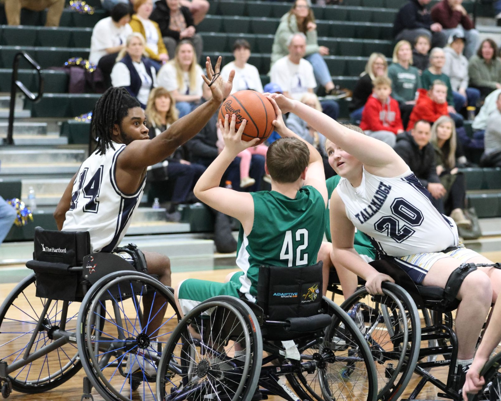 Cloverleaf wheelchair basketball team.