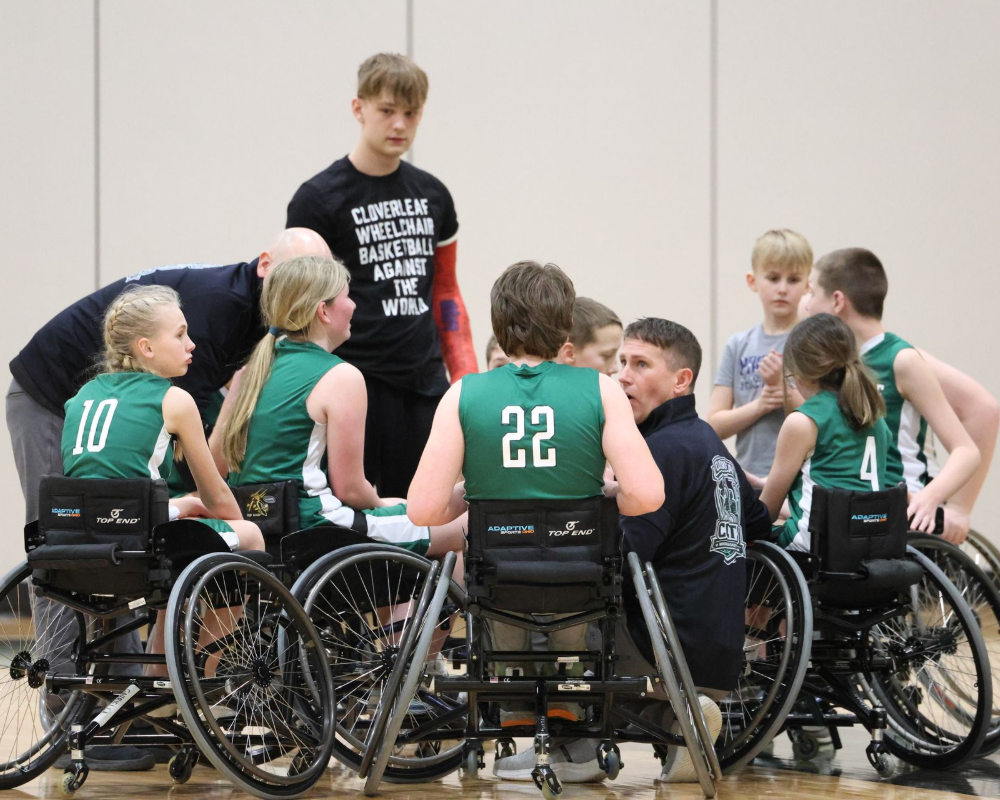 Cloverleaf wheelchair basketball team.