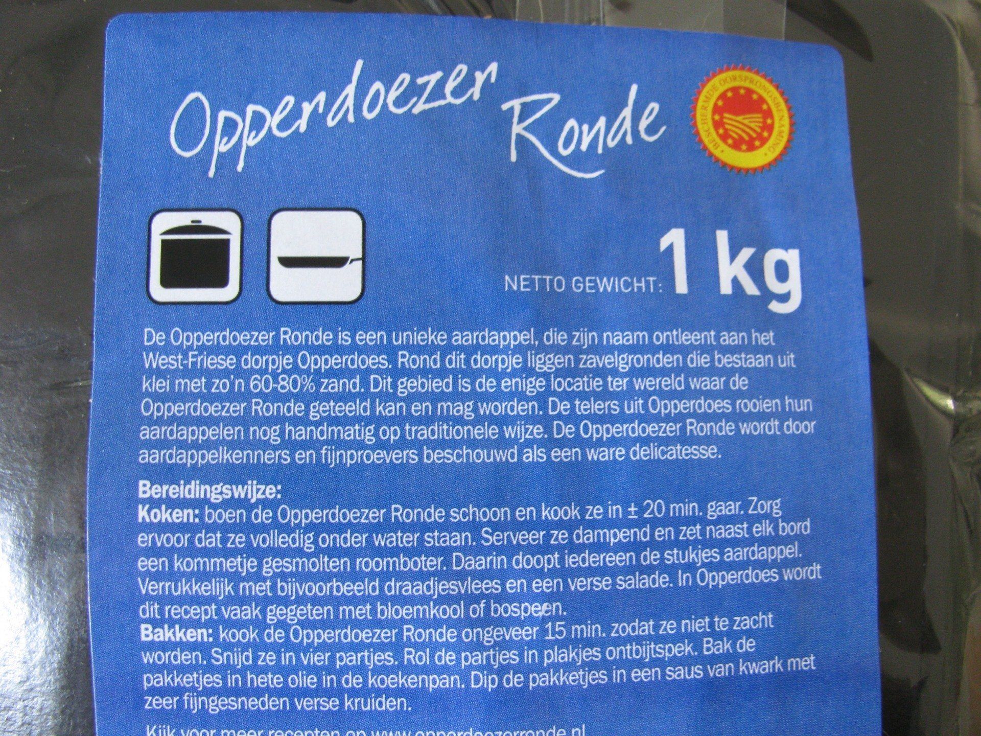 Blauw etiket met de tekst 