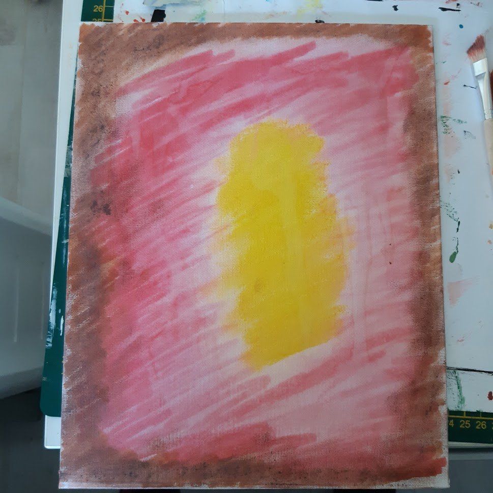 Abstract schilderij: geel midden, roze en bruine kleurovergang eromheen.