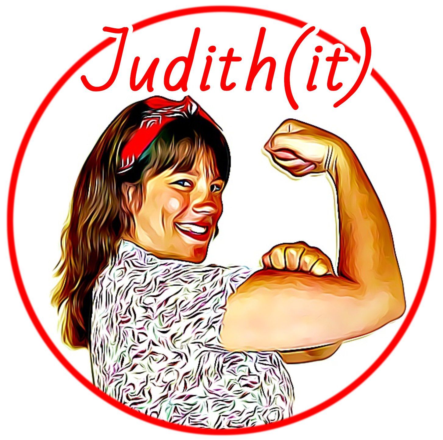Judith spant haar biceps aan, lacht en draagt een bandana en een bloemenblouse, binnen een rode cirkel; tekst: Judith(it).