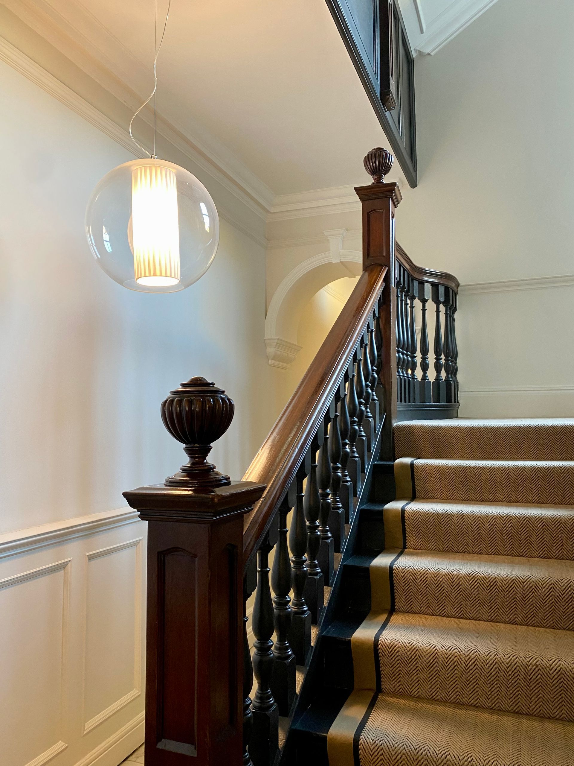 Dr. Gino Vissers - Harley Street