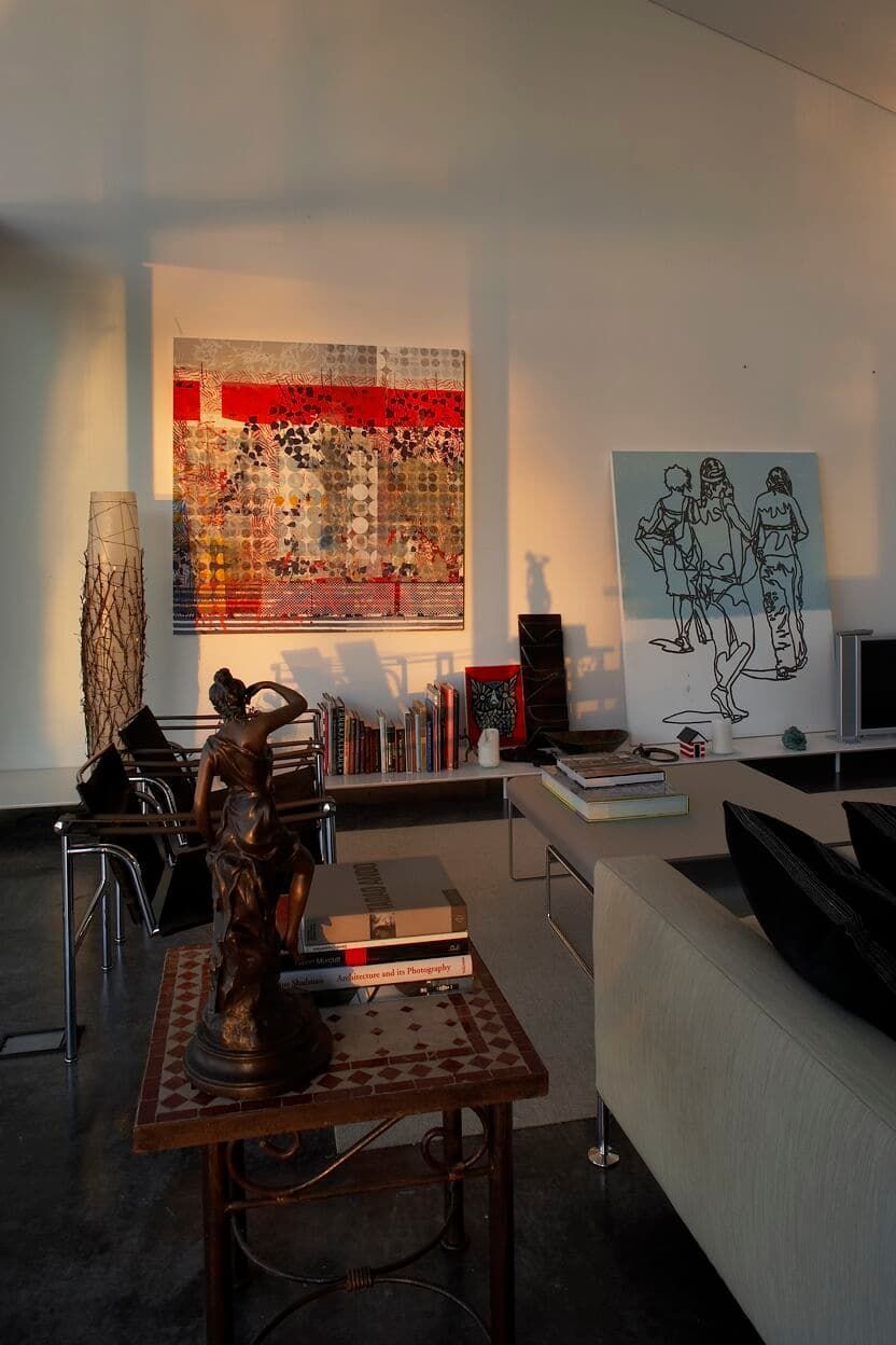 A Living Room With A Statue On A Table And A Painting On The Wall — South Coast Glass In South Nowra, NSW