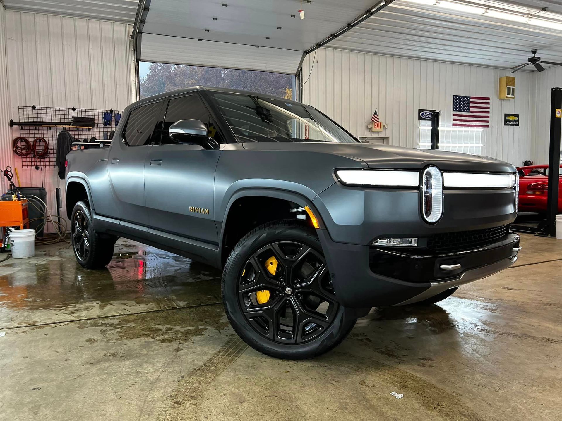 Rivian R1T