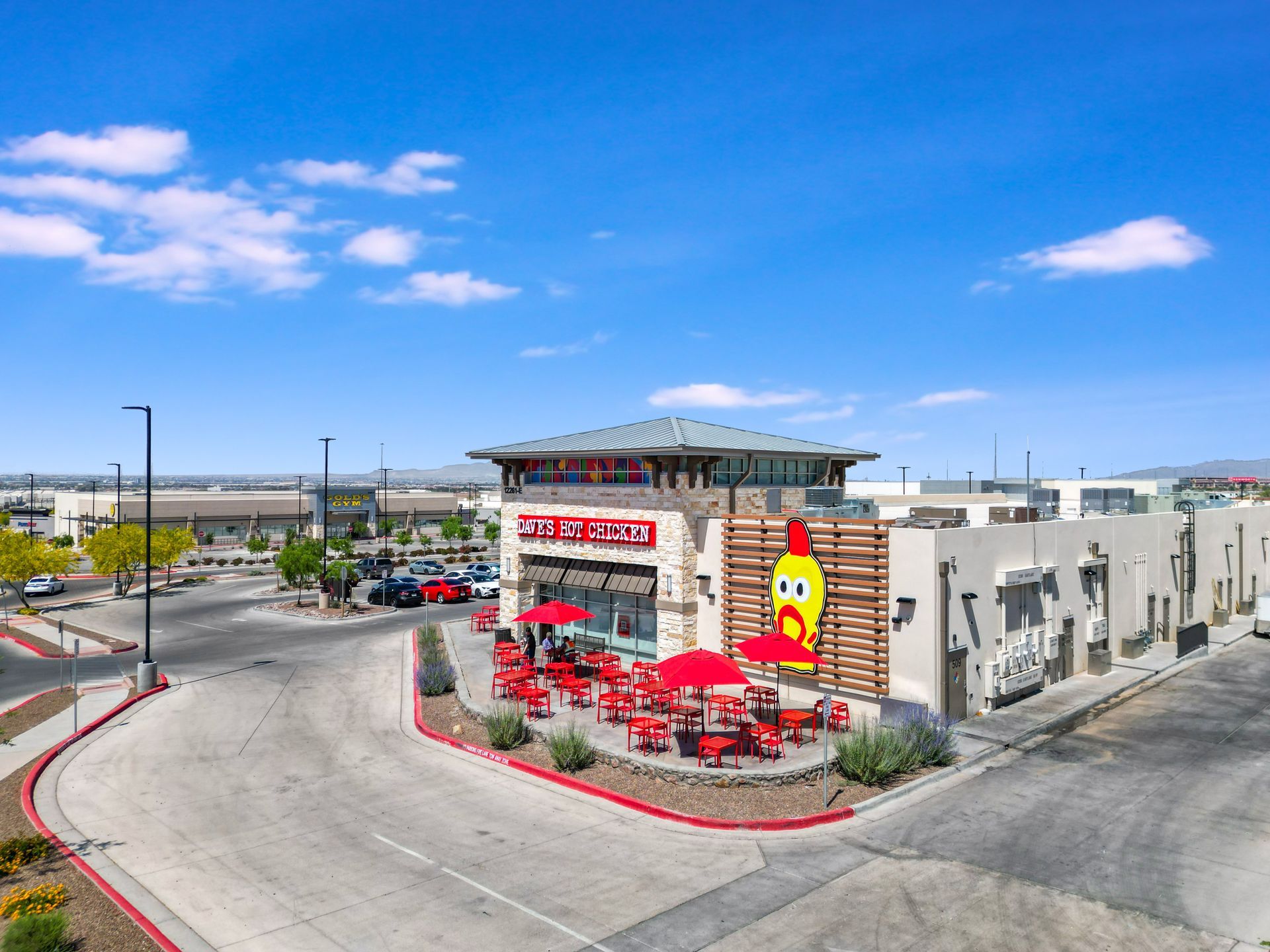 Retail storefront in El Paso plaza with foot traffic exposure