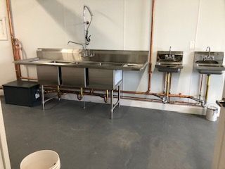 Blank white screen with a faint gray border and no visible content