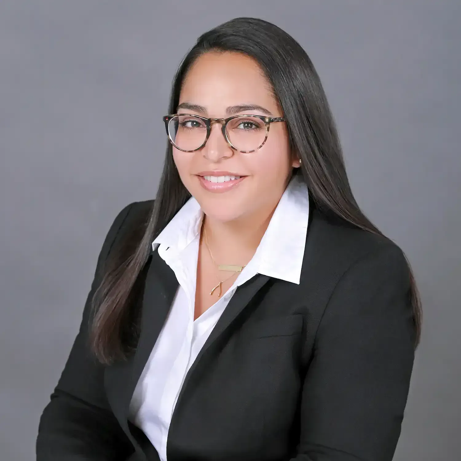 Attorney Karen De La Cruz, Senior Associate at Labrada Dume & Associates Law Group