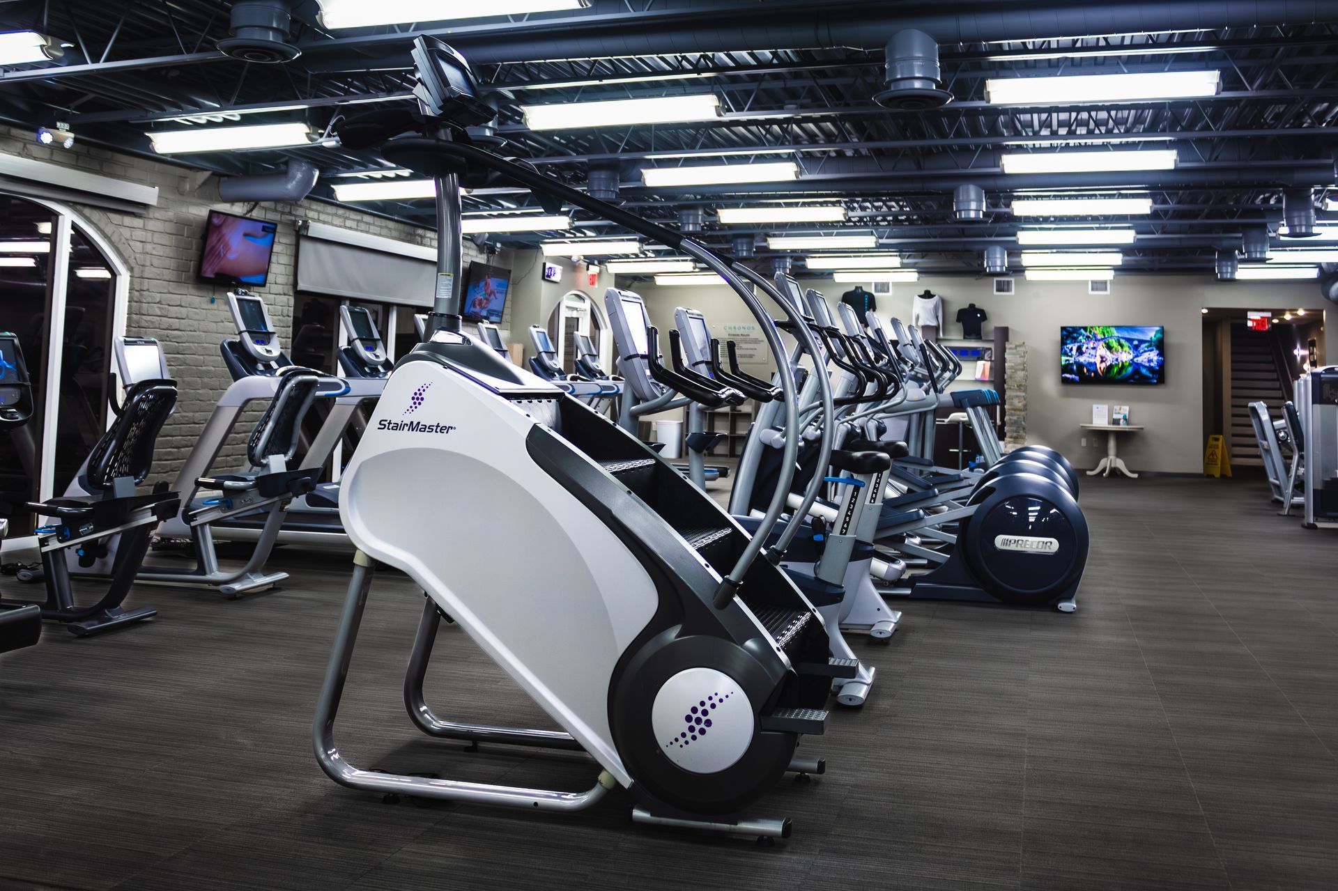 Fitness center in Metairie, LA | 24 hour gym | Chronos BHW