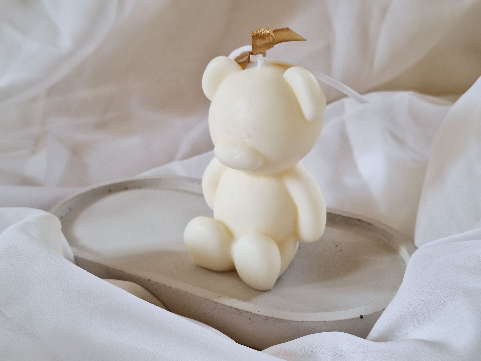Wit teddybeer kaarsje van sojawas