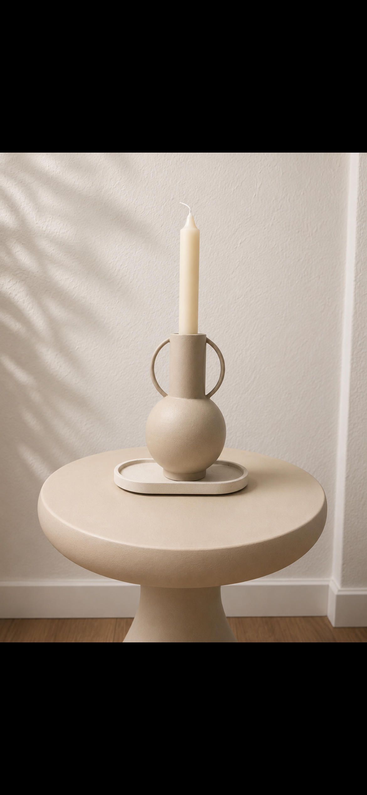 Decoratieve kandelaar met handgrepen - Grijs