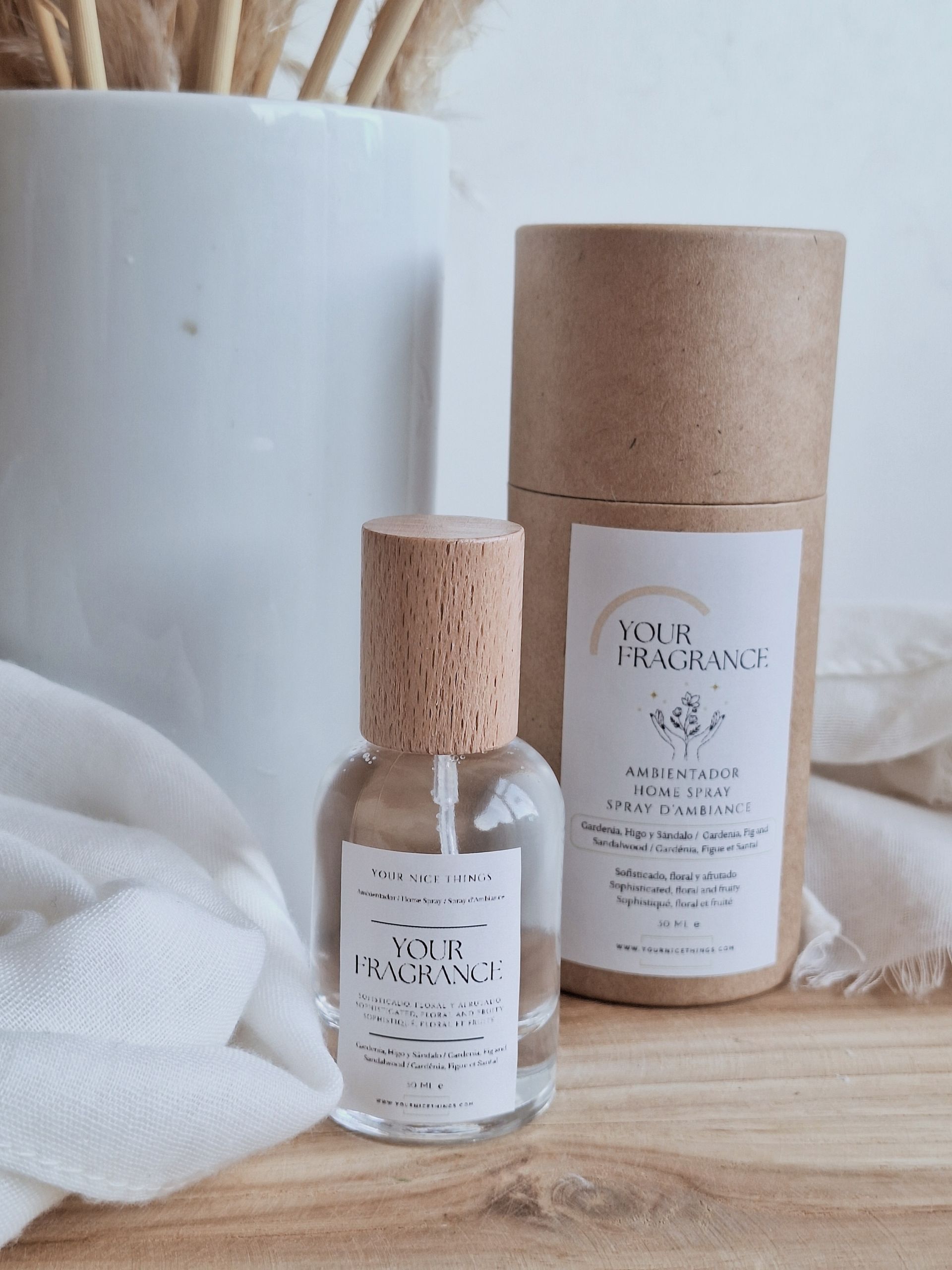 Huisspray/ roomspray in glazen flesje in cadeauverpakking met de geur van vijg