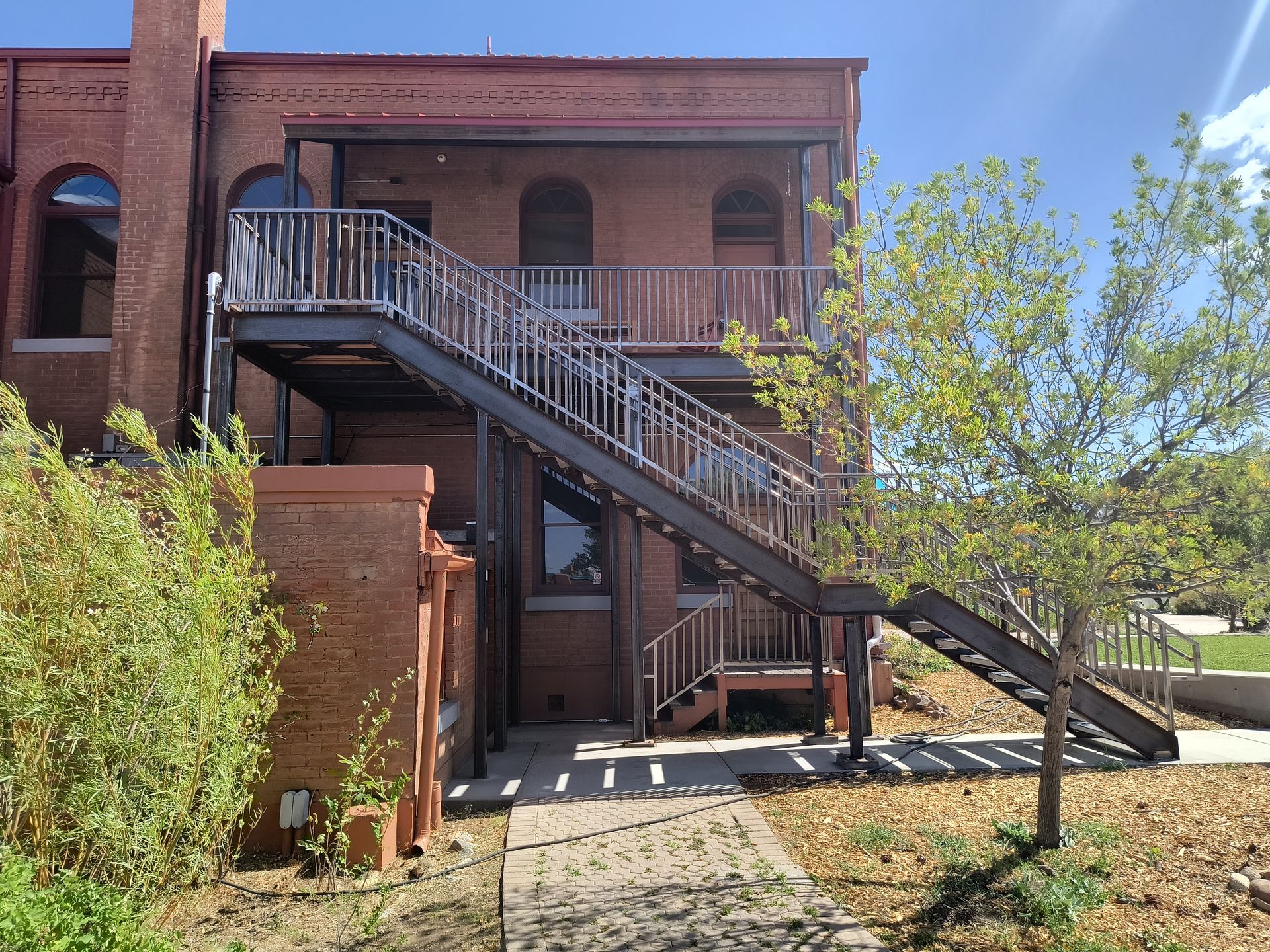 Walkway Guardrail