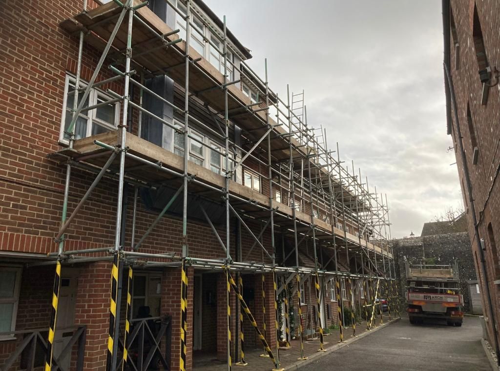 domestic flat scaffold towers Guildford surrey