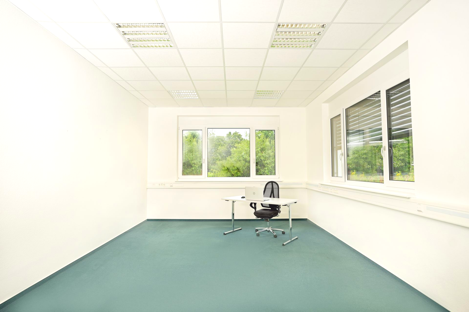 Geschäftsraum mieten 40 qm im Steinbeis-Haus Gaggenau Büroraum mieten in Gaggenau im Steinbeis-Haus Gaggenau, Nähe Gernsbach, Rastatt, Baden-Baden, Geschäftsraum, 40 qm, 40 Quadratmeter