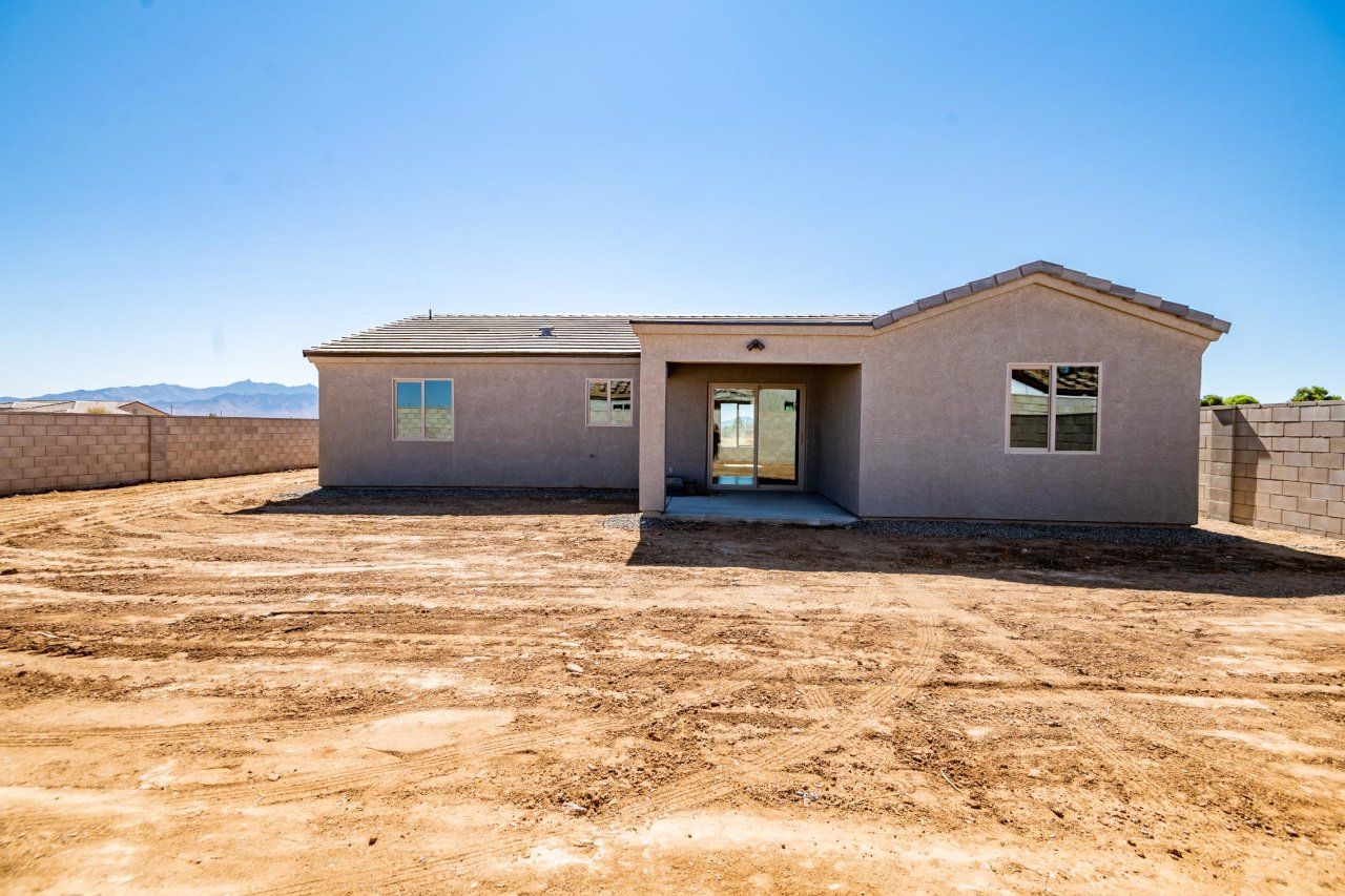 New Home Construction in Kingman AZ, Custom Home Builder Services, Modern Home Design Trends, Arizona Real Estate, Home Buyer
