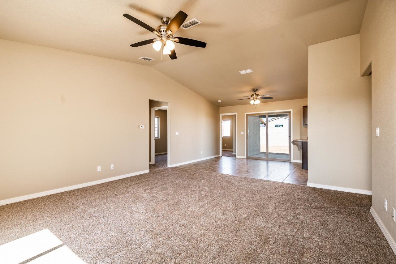 New Home Construction in Kingman AZ, Custom Home Builder Services, Modern Home Design Trends, Arizona Real Estate, Home Buyer