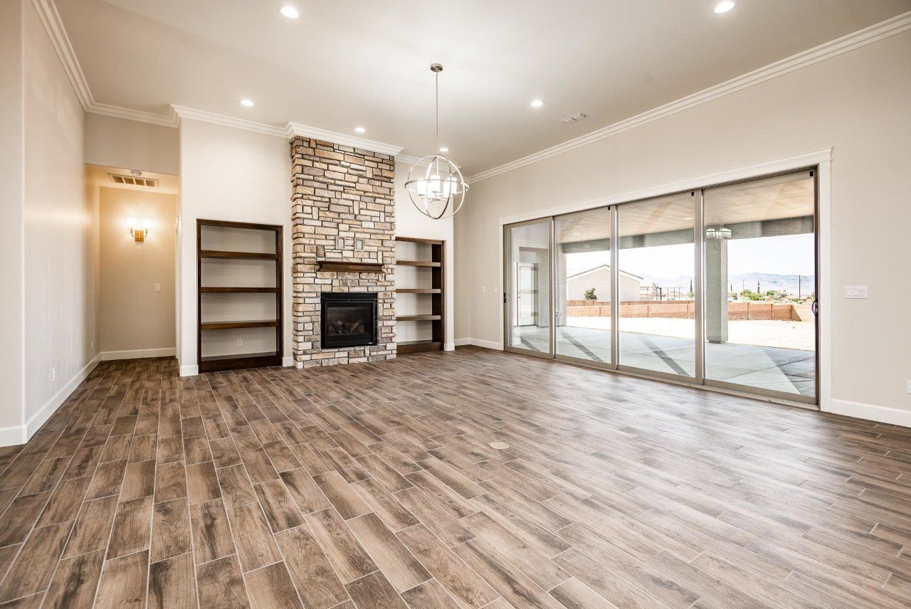 New Home Construction in Kingman AZ, Custom Home Builder Services, Modern Home Design Trends, Arizona Real Estate, Home Buyer
