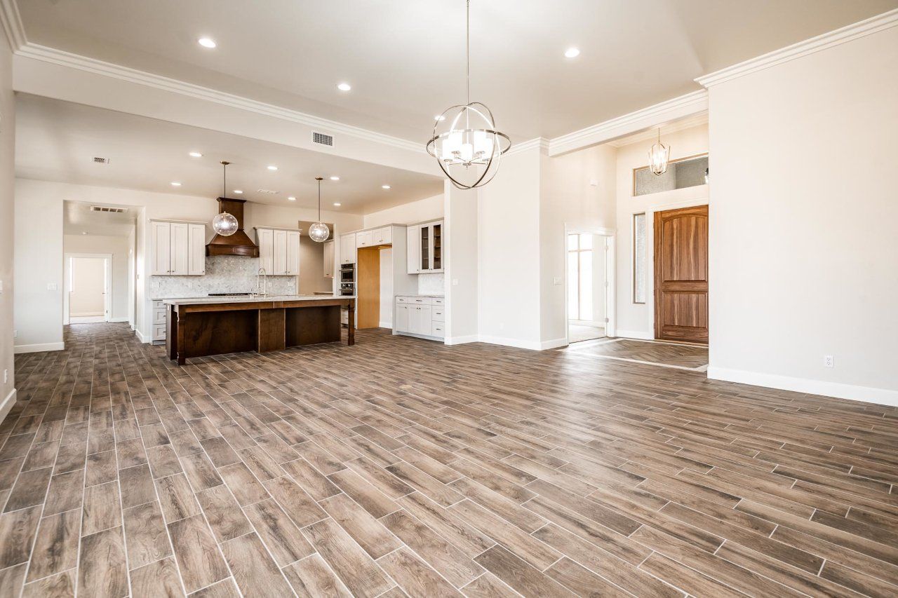 New Home Construction in Kingman AZ, Custom Home Builder Services, Modern Home Design Trends, Arizona Real Estate, Home Buyer